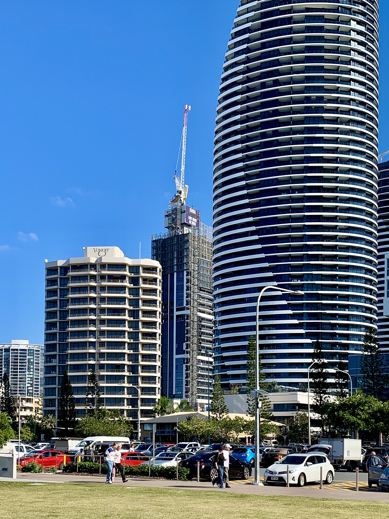 The Oracle, Broadbeach